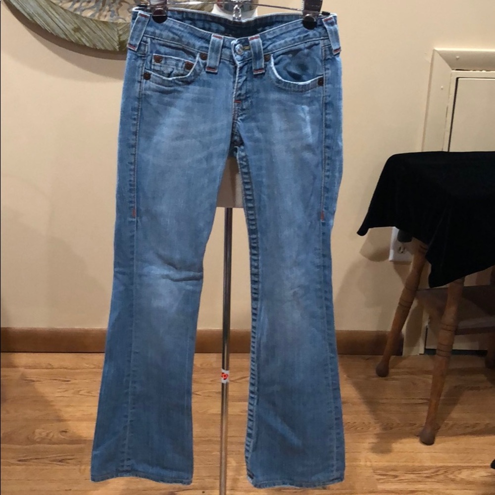True Religion Women’s light wash boot cut  size 27